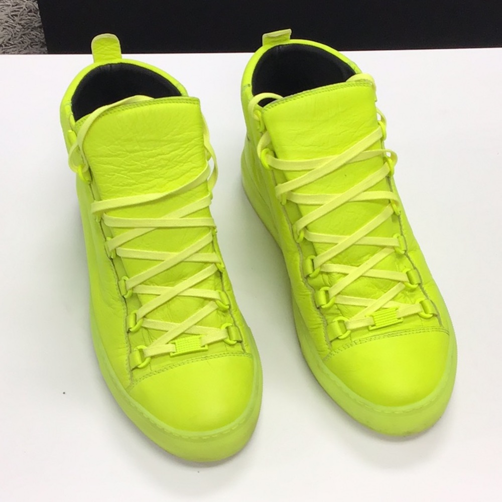 SOLD ❤️ Balenciaga Arena Neon Highlighter